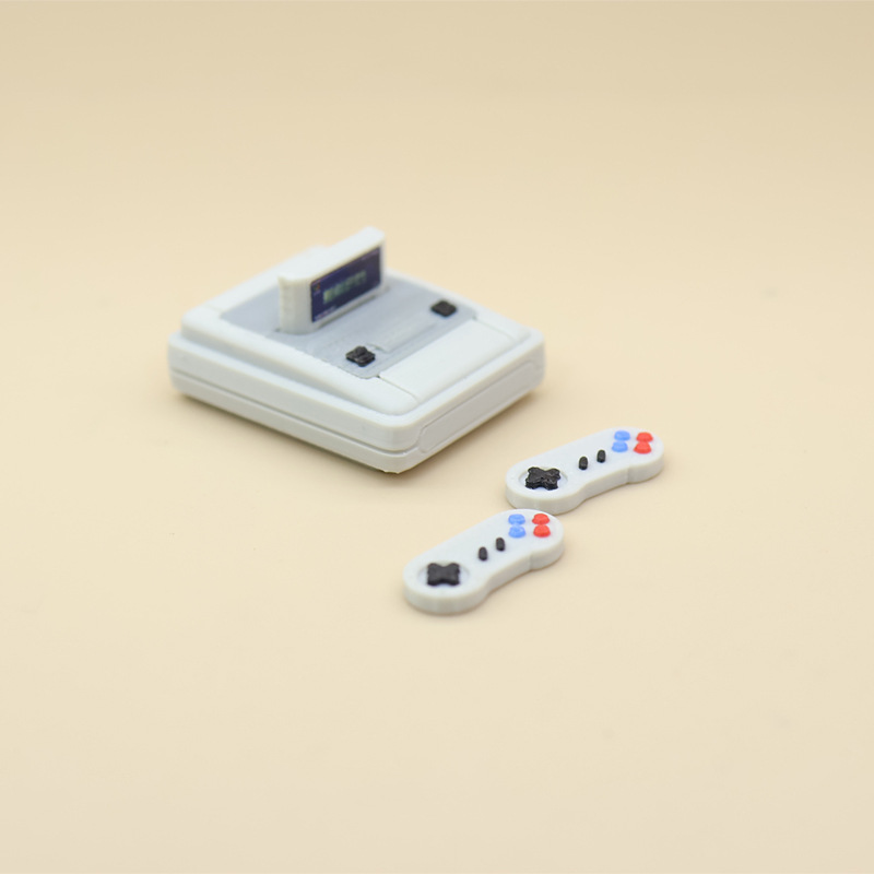1set Dollhouse Mini Retro Game - مراجعة Gaming Console Mini وسعره