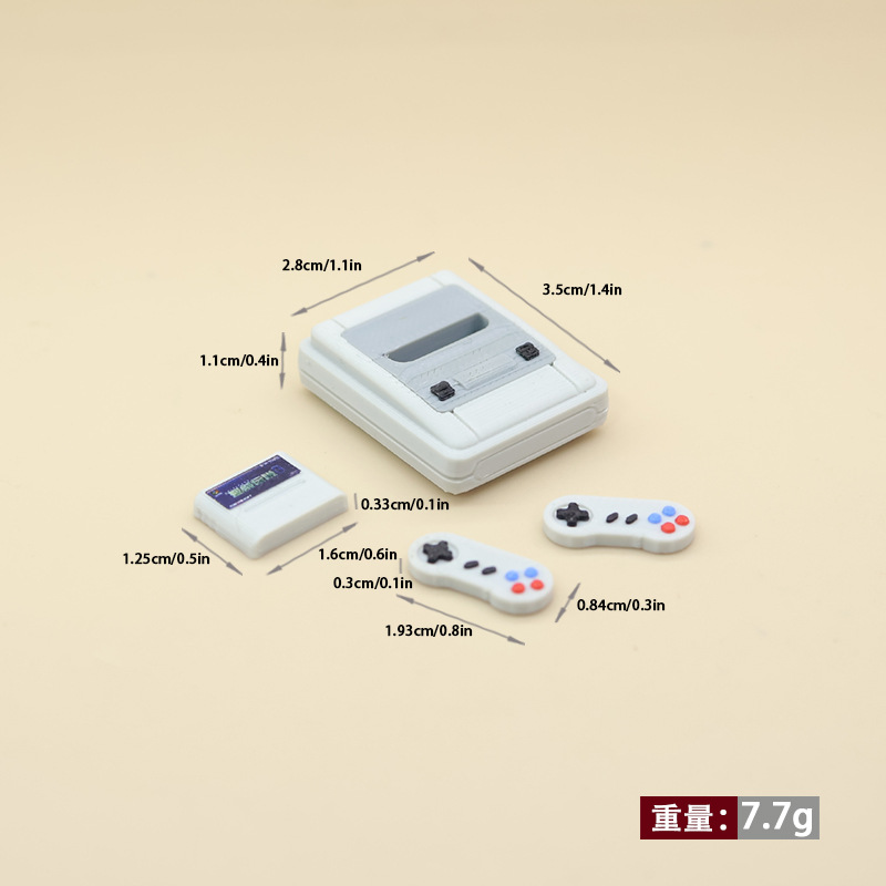 1set Dollhouse Mini Retro Game - مراجعة Gaming Console Mini وسعره
