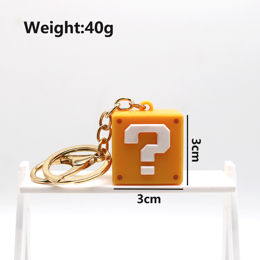 Creative Simulation Question M - مراجعة Gaming Console Keychain وسعره