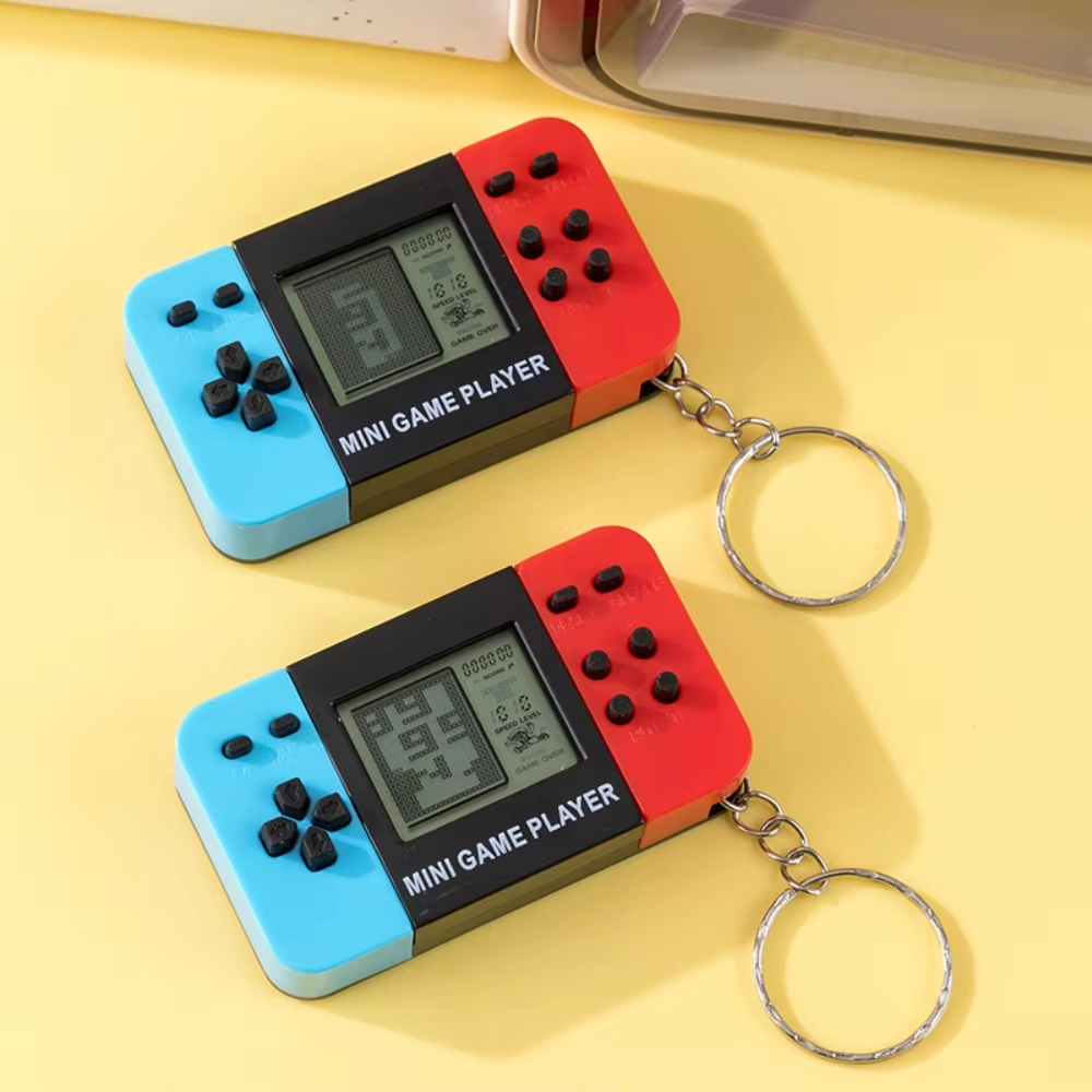 Classic Tetris Handheld Game C - مراجعة Gaming Console Keychain وسعره
