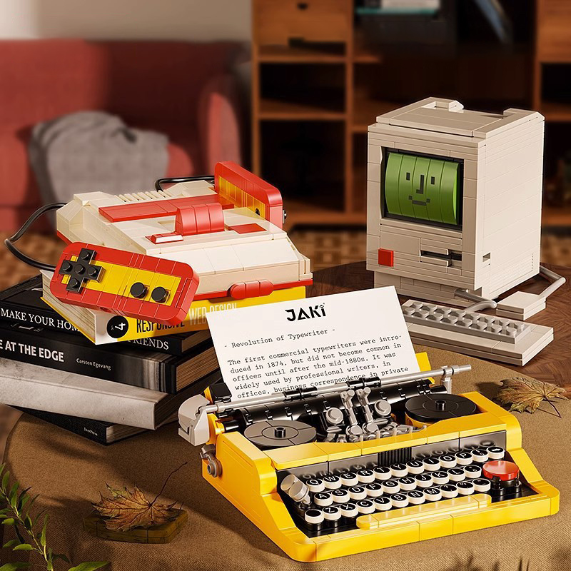 Creative Retro Electronic Type - مراجعة Gaming Console Lego وسعره