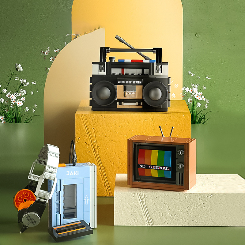 Creative Retro Electronic Type - مراجعة Gaming Console Lego وسعره