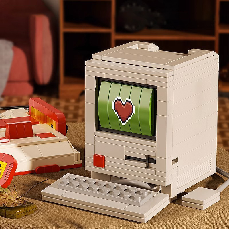 Creative Retro Electronic Type - مراجعة Gaming Console Lego وسعره